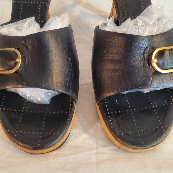 Vintage Chanel Women’s 39.5 Black Logo Leather Open Toe Sandals Heels - Picture 11 of 15